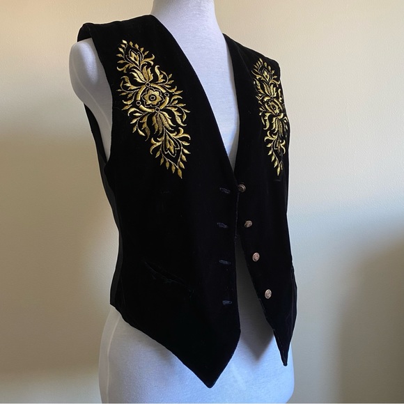 vintage velvet embroidered vest - Picture 7 of 15
